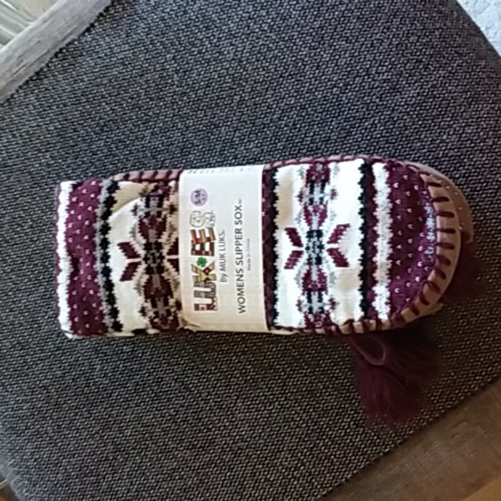 NWT LUK EES Slipper Sox by Muk Luks